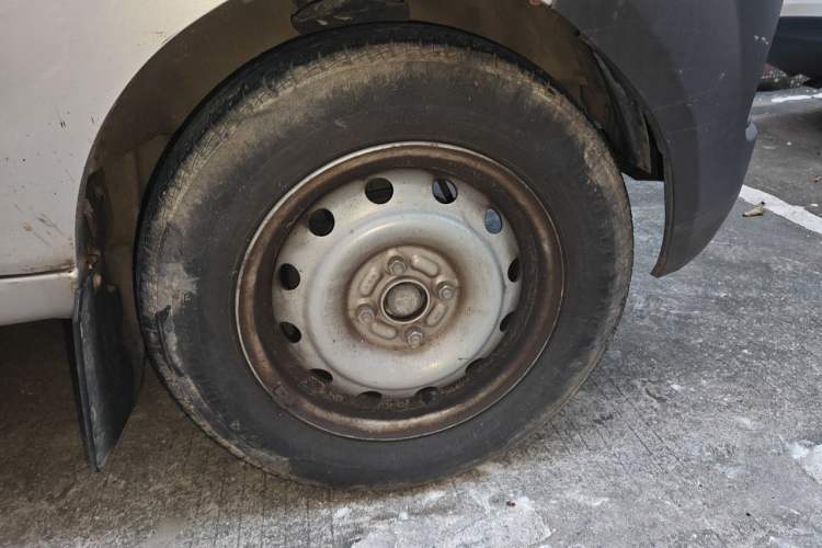 Used Jinbei Hiace X30 2020 1.5L Van Super-Enjoyment Model China VI Standard SWC15M Right Front Wheel Hub