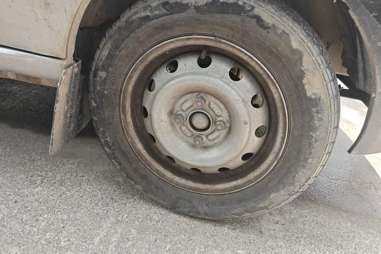 Used Jinbei Hiace X30 2020 1.5L Van Super-Enjoyment Model China VI Standard SWC15M Right Front Wheel Hub