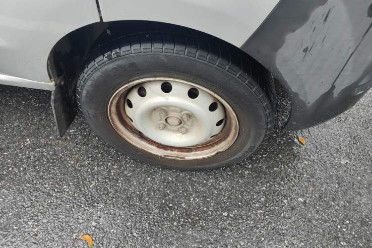Used Jinbei Hiace X30 2020 1.5L Van Super-Enjoyment Model China VI Standard SWC15M Right Front Wheel Hub