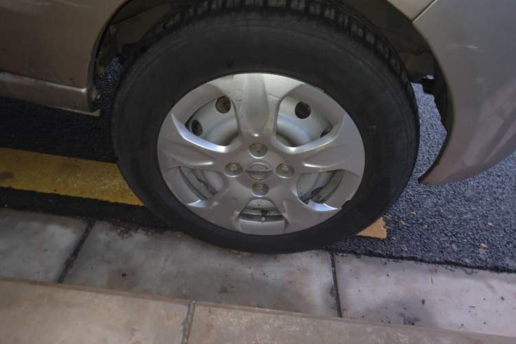 Used Jinbei Hiace X30 2020 1.5L Van Super-Enjoyment Model China VI Standard SWC15M Right Front Wheel Hub