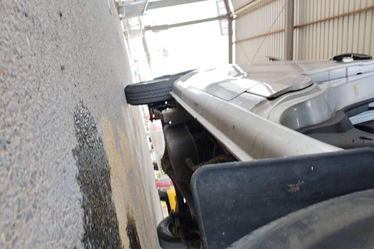 Used Jinbei Hiace X30 2020 1.5L Van Super-Enjoyment Model China VI Standard SWC15M Right Side Sill