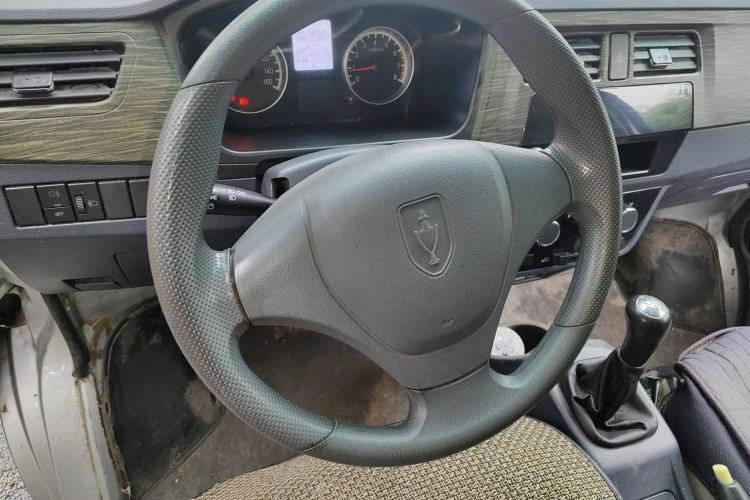 Used Jinbei Hiace X30 2020 1.5L Van Super-Enjoyment Model China VI Standard SWC15M Steering Wheel