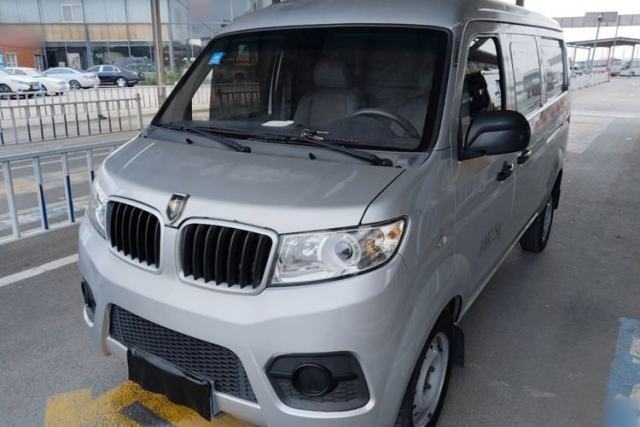 Used Jinbei Hiace X30 2020 1.5L Van Super-Enjoyment Model China VI Standard SWC15M