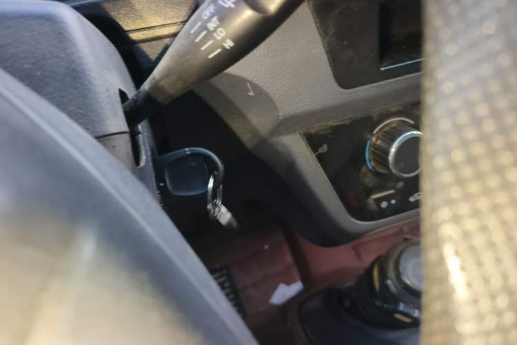 Used Jinbei Hiace X30 2020 1.5L Super-Comfortable Version China VI Standard SWC15M Vehicle Key