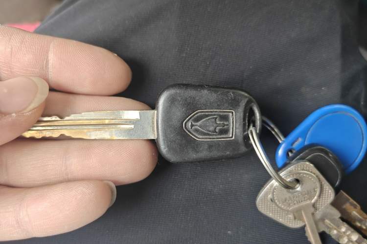 Used Jinbei Hiace X30 2020 1.5L Van Super-Enjoyment Model China VI Standard SWC15M Vehicle Key