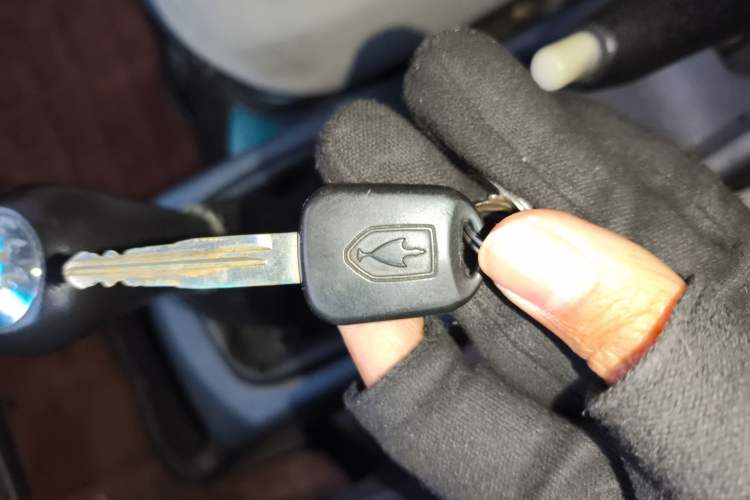 Used Jinbei Hiace X30 2020 1.5L Super-Comfortable Version China VI Standard SWC15M Vehicle Key