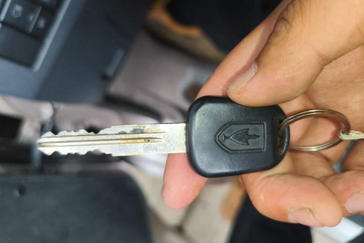 Used Jinbei Hiace X30 2020 1.5L Super-Comfortable Version China VI Standard SWC15M Vehicle Key