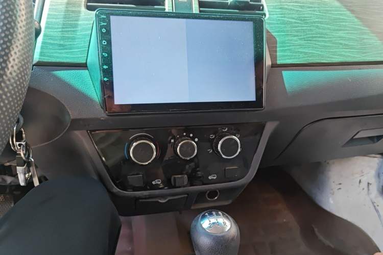 Used Jinbei Hiace X30 2020 1.5L Van Super-Enjoyment Model China VI Standard SWC15M Audio And AC Panel