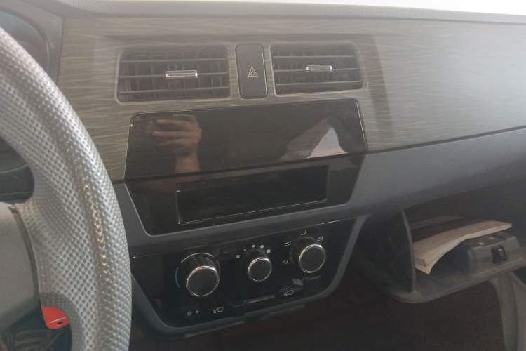 Used Jinbei Hiace X30 2020 1.5L Super-Comfortable Version China VI Standard SWC15M Audio And AC Panel