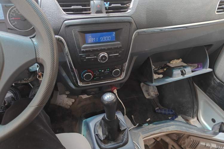 Used Jinbei Hiace X30 2020 1.5L Super-Comfortable Version China VI Standard SWC15M Audio And AC Panel
