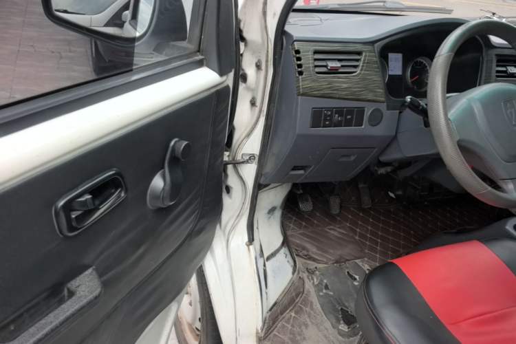 Used Jinbei Hiace X30 2020 1.5L Van Super-Enjoyment Model China VI Standard SWC15M Driver Seat