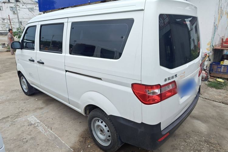 Used Jinbei Hiace X30 2020 1.5L Super-Comfortable Version China VI Standard SWC15M Exterior 5