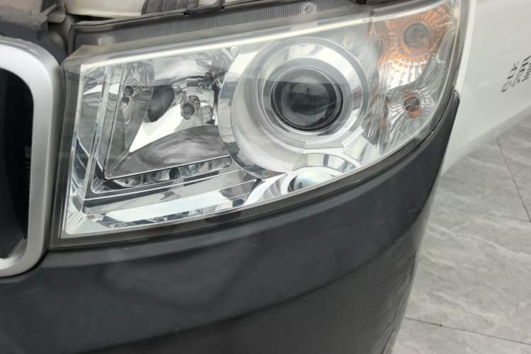 Used Jinbei Hiace X30 2020 1.5L Van Super-Enjoyment Model China VI Standard SWC15M Left Front Headlight