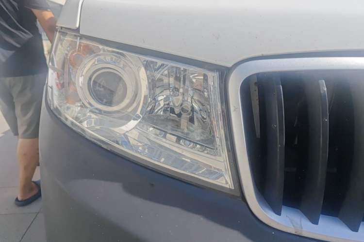 Used Jinbei Hiace X30 2020 1.5L Van Super-Enjoyment Model China VI Standard SWC15M Right Front Headlight