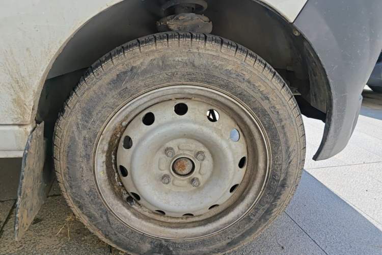 Used Jinbei Hiace X30 2020 1.5L Van Super-Enjoyment Model China VI Standard SWC15M Right Front Wheel Hub