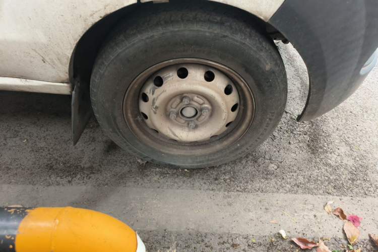 Used Jinbei Hiace X30 2020 1.5L Van Super-Enjoyment Model China VI Standard SWC15M Right Front Wheel Hub