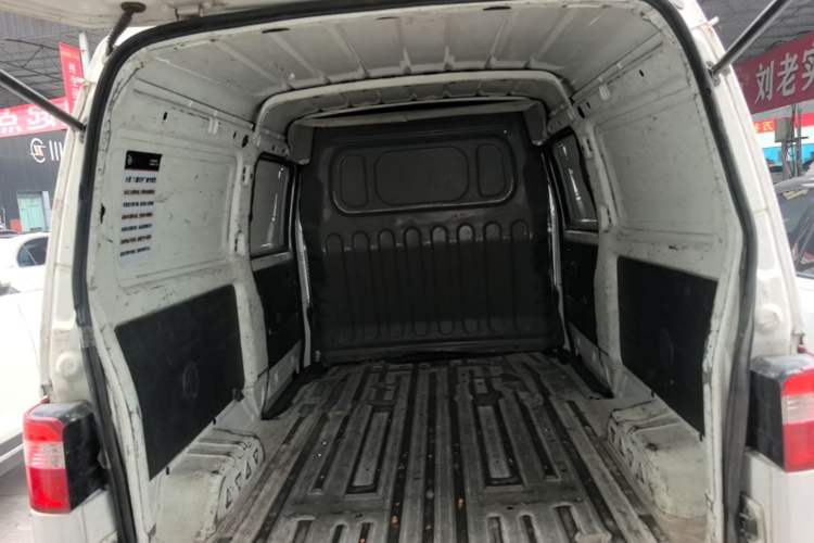 Used Jinbei Hiace X30 2020 1.5L Van Super-Enjoyment Model China VI Standard SWC15M Trunk