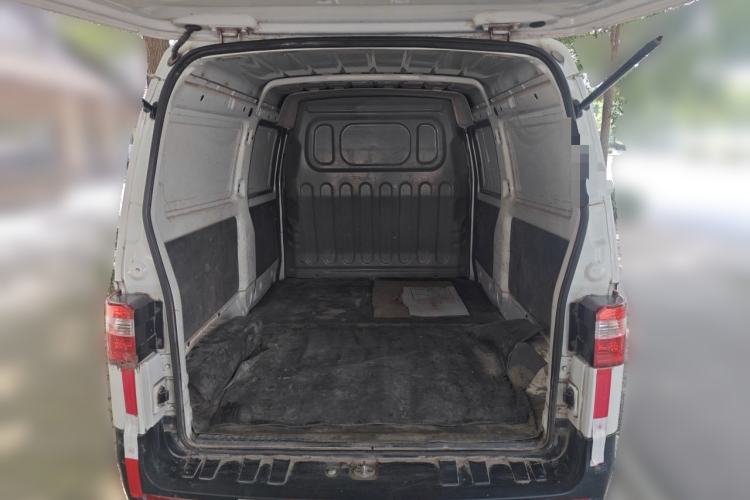 Used Jinbei Hiace X30 2020 1.5L Van Super-Enjoyment Model China VI Standard SWC15M Trunk