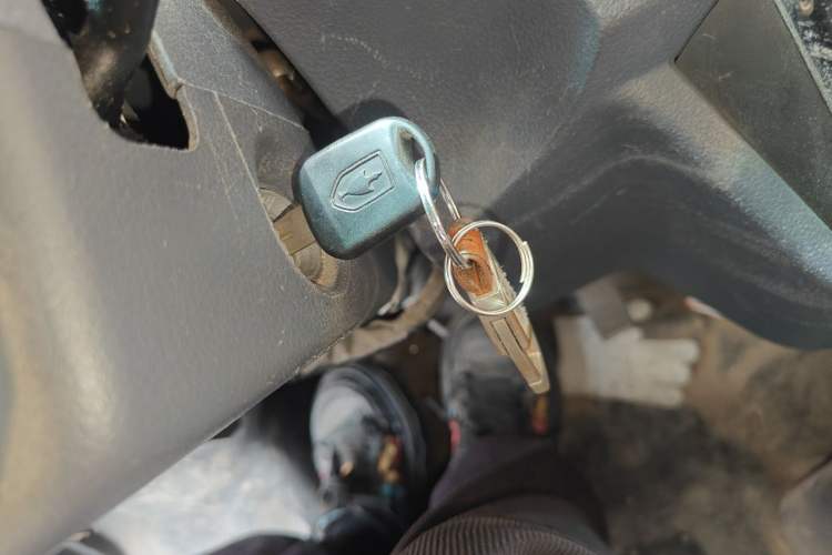 Used Jinbei Hiace X30 2020 1.5L Super-Comfortable Version China VI Standard SWC15M Vehicle Key