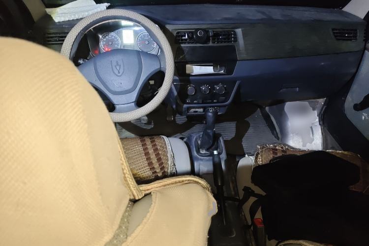 Used Jinbei Hiace X30 2020 1.5L Super-Comfortable Version China VI Standard SWC15M Center Console