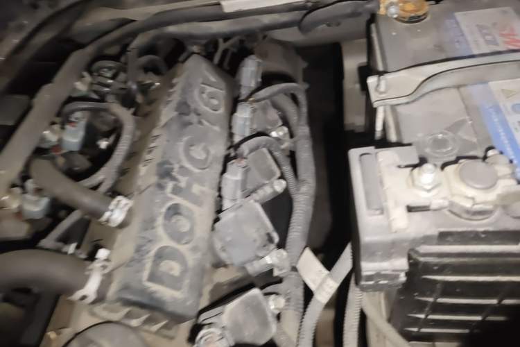 Used Jinbei Hiace X30 2020 1.5L Super-Comfortable Version China VI Standard SWC15M Engine Bay Left