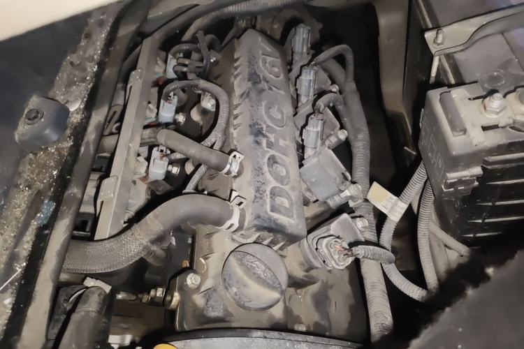Used Jinbei Hiace X30 2020 1.5L Super-Comfortable Version China VI Standard SWC15M Engine Bay