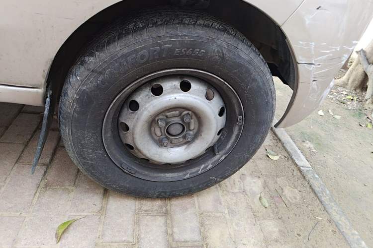 Used Jinbei Hiace X30 2020 1.5L Van Super-Enjoyment Model China VI Standard SWC15M Right Front Wheel Hub