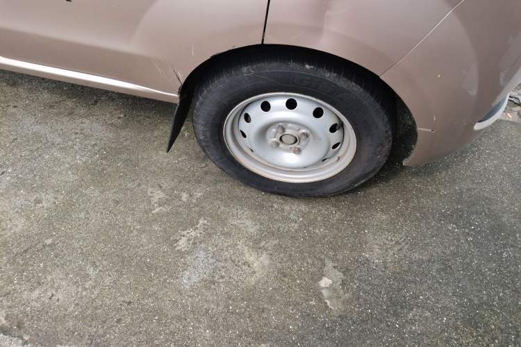 Used Jinbei Hiace X30 2020 1.5L Van Super-Enjoyment Model China VI Standard SWC15M Right Front Wheel Hub