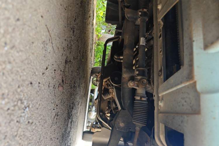 Used Jinbei Hiace X30 2021 1.5L Standard Version Air-Conditioner-Free Van China VI Emission Standard SWC15M Chassis Front