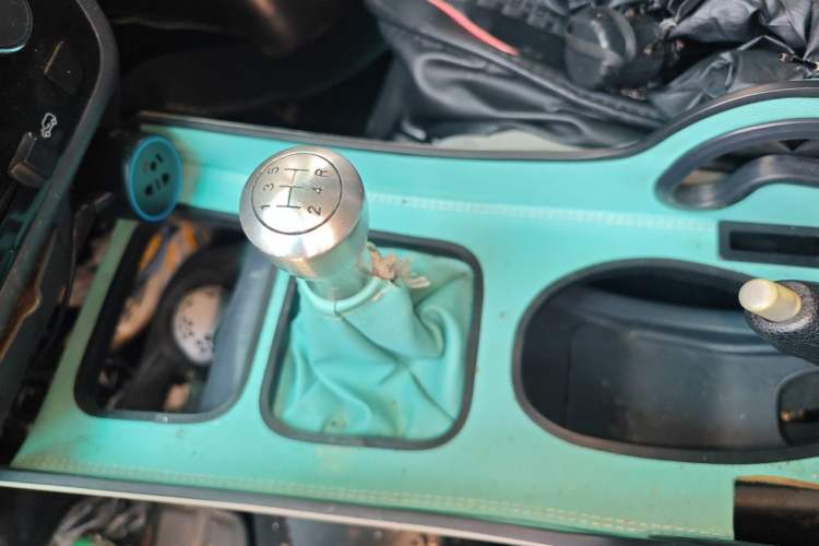 Used Jinbei Hiace X30 2021 1.5L Standard Version Air-Conditioner-Free Van China VI Emission Standard SWC15M Gear Lever