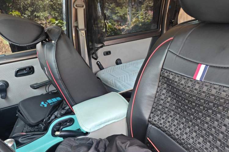 Used Jinbei Hiace X30 2021 1.5L Standard Version Air-Conditioner-Free Van China VI Emission Standard SWC15M Left Front Seat