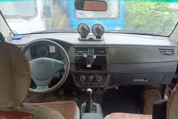 Used Jinbei Hiace X30 2021 1.5L Standard Version Air-Conditioning-Free Bus China VI Emission Standard SWC15M Center Console