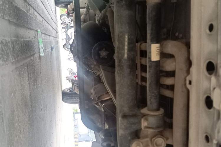 Used Jinbei Hiace X30 2021 1.5L Standard Version Air-Conditioning-Free Bus China VI Emission Standard SWC15M Chassis Front
