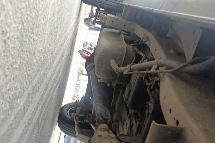 Used Jinbei Hiace X30 2021 1.5L Standard Version Air-Conditioning-Free Bus China VI Emission Standard SWC15M Chassis Front Right