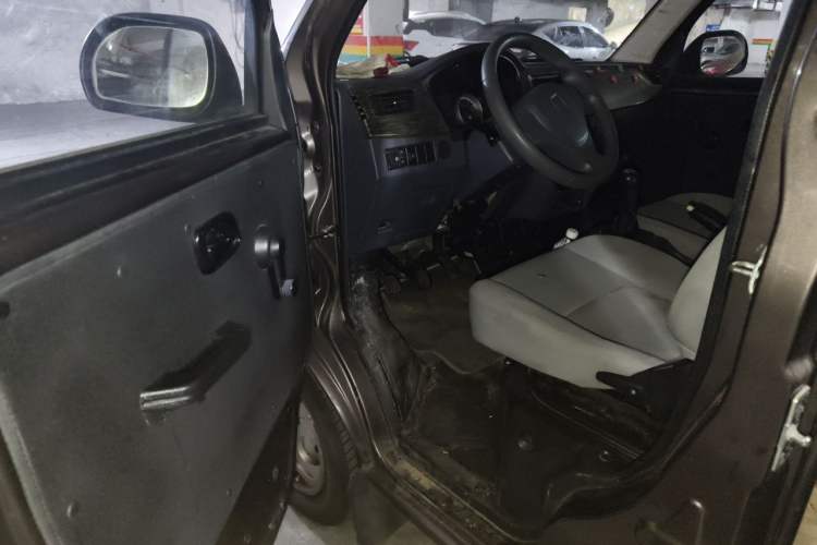Used Jinbei Hiace X30 2021 1.5L Wealthy Single-Steaming Air-Conditioned Version Bus China VI Standard SWC15M Driver Seat