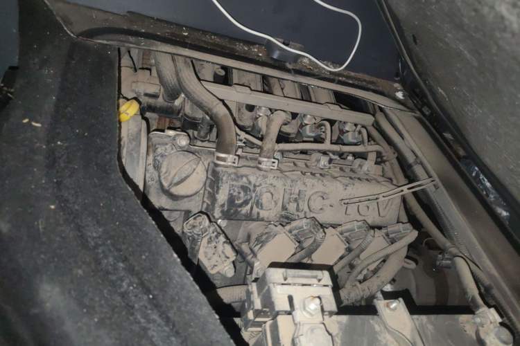 Used Jinbei Hiace X30 2021 1.5L Wealthy Single-Steaming Air-Conditioned Version Bus China VI Standard SWC15M Engine Bay Right