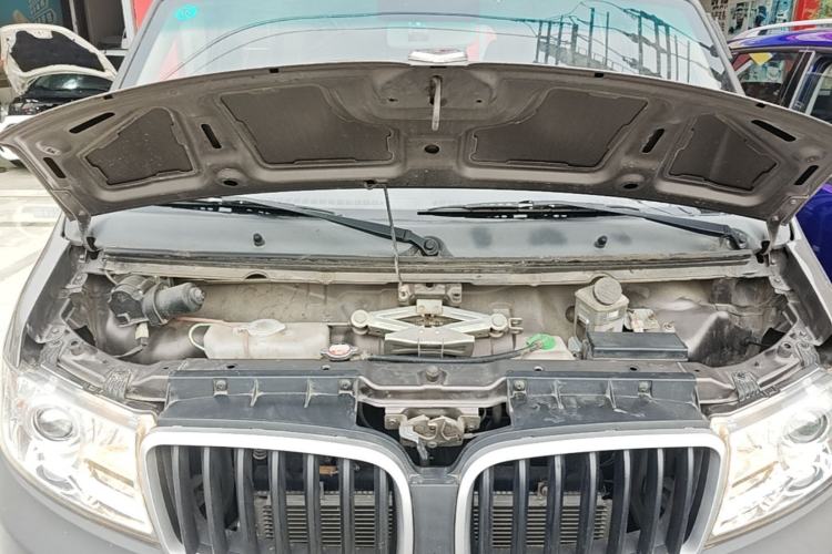 Used Jinbei Hiace X30 2021 1.5L Wealthy Edition Bus China VI Standard SWC15M Engine Bay