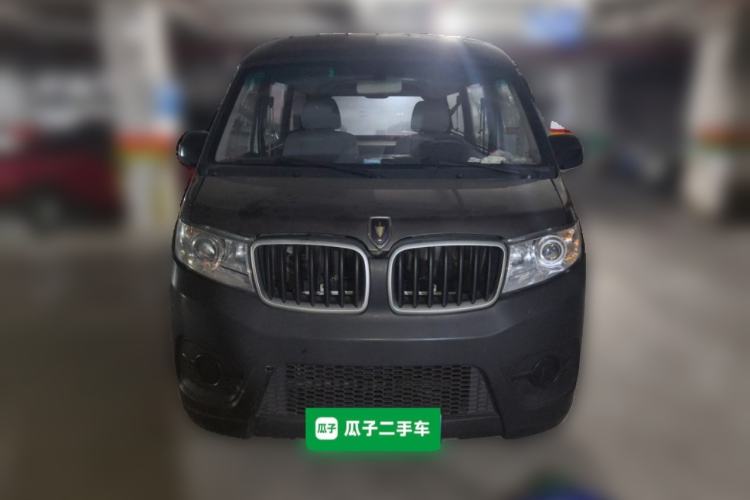 Used Jinbei Hiace X30 2021 1.5L Wealthy Single-Steaming Air-Conditioned Version Bus China VI Standard SWC15M Front