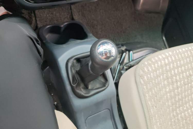 Used Jinbei Hiace X30 2021 1.5L Standard Version Air-Conditioning-Free Bus China VI Emission Standard SWC15M Gear Lever