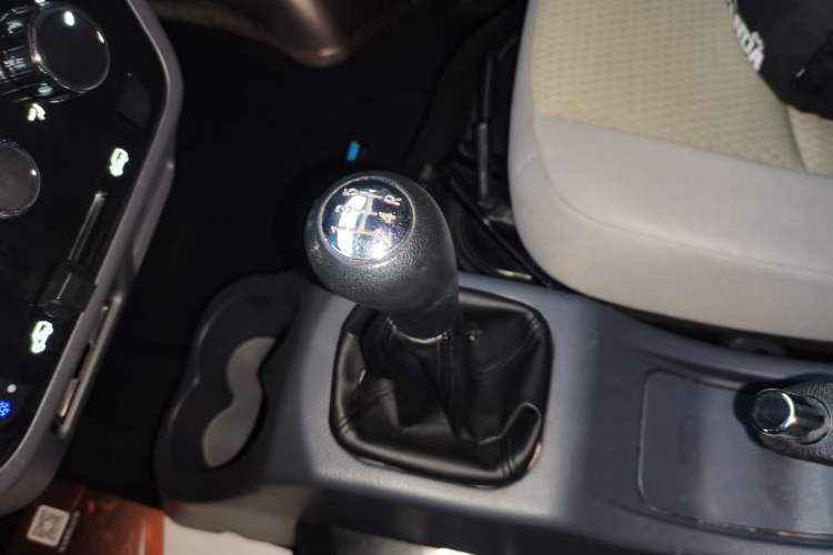 Used Jinbei Hiace X30 2021 1.5L Wealthy Edition Bus China VI Standard SWC15M Gear Lever