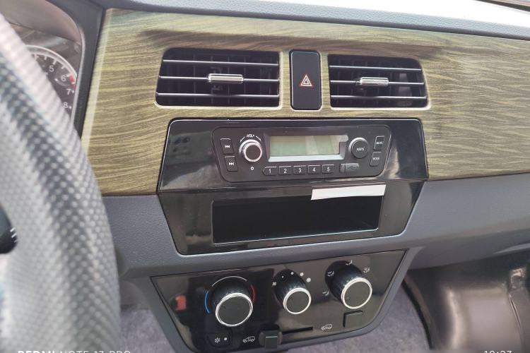 Used Jinbei Hiace X30 2021 1.5L Standard Version Air-Conditioning-Free Bus China VI Emission Standard SWC15M Interior 2