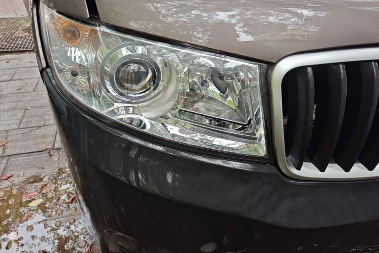 Used Jinbei Hiace X30 2021 1.5L Wealthy Single-Steaming Air-Conditioned Version Bus China VI Standard SWC15M Right Front Headlight