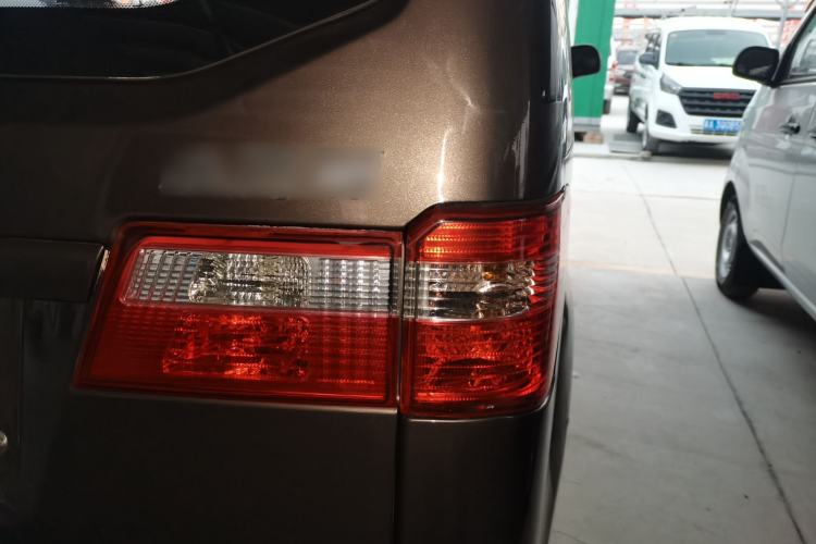 Used Jinbei Hiace X30 2021 1.5L Wealthy Edition Bus China VI Standard SWC15M Right Rear Taillight