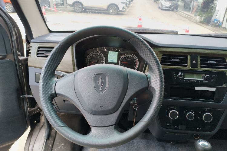 Used Jinbei Hiace X30 2021 1.5L Standard Version Air-Conditioning-Free Bus China VI Emission Standard SWC15M Steering Wheel