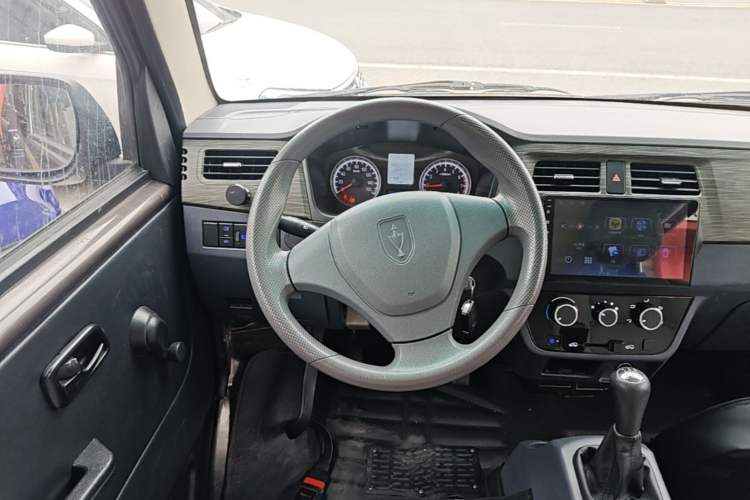 Used Jinbei Hiace X30 2021 1.5L Wealthy Edition Bus China VI Standard SWC15M Steering Wheel