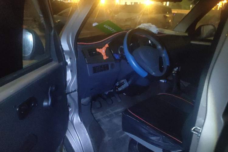 Used Jinbei Hiace X30 2021 1.5L Comfort Plus Central Air-Conditioned Van China VI Standard SWC15M Driver Seat
