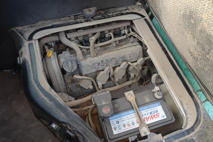 Used Jinbei Hiace X30 2021 1.5L Comfort Model Air-Conditioner-Free Version National VI Standard SWC15M Bus Engine Bay