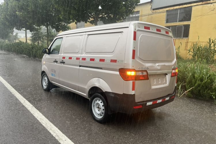 Used Jinbei Hiace X30 2021 1.5L Standard Version Central Air Conditioning EPS Edition Van China VI Emission Standard SWC15M Exterior 3