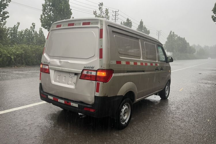 Used Jinbei Hiace X30 2021 1.5L Standard Version Central Air Conditioning EPS Edition Van China VI Emission Standard SWC15M Exterior 4