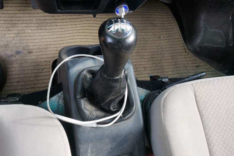 Used Jinbei Hiace X30 2021 1.5L Standard Version Air-Conditioning-Free Bus China VI Emission Standard SWC15M Gear Lever